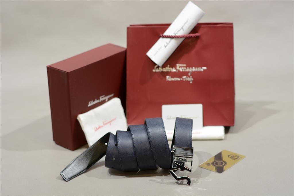 کمربند مردانه فراگامو دو رو سرمه ای - مشکی (Ferragamo)